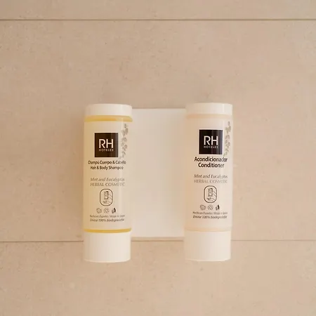 Rh Royal - Recommend For Adults 4*