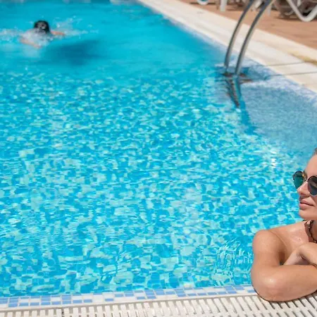 Otel Rh Royal - Recommend For Adults