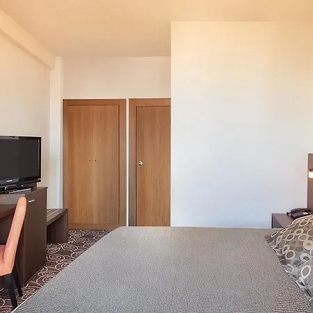 Otel Rh Royal - Recommend For Adults