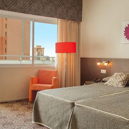 Rh Royal - Recommend For Adults 4*