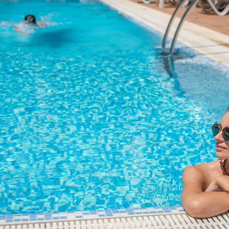 Rh Royal - Recommend For Adults Hotel 4*