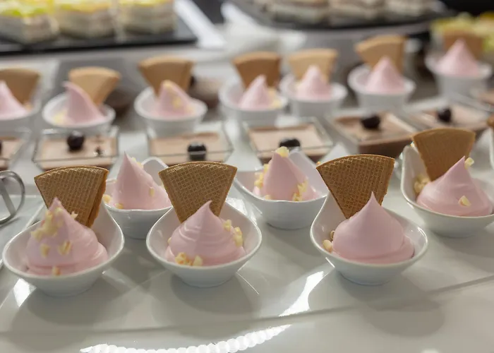 Hotel Rh Royal - Recommend For Adults