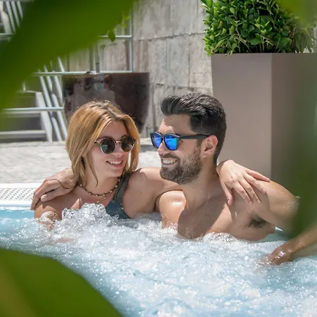 Rh Royal - Recommend For Adults